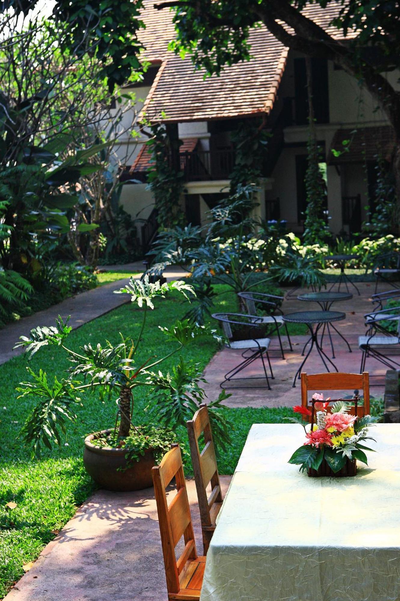 Lanna Dusita Riverside Boutique Resort Chiang Mai Exterior photo