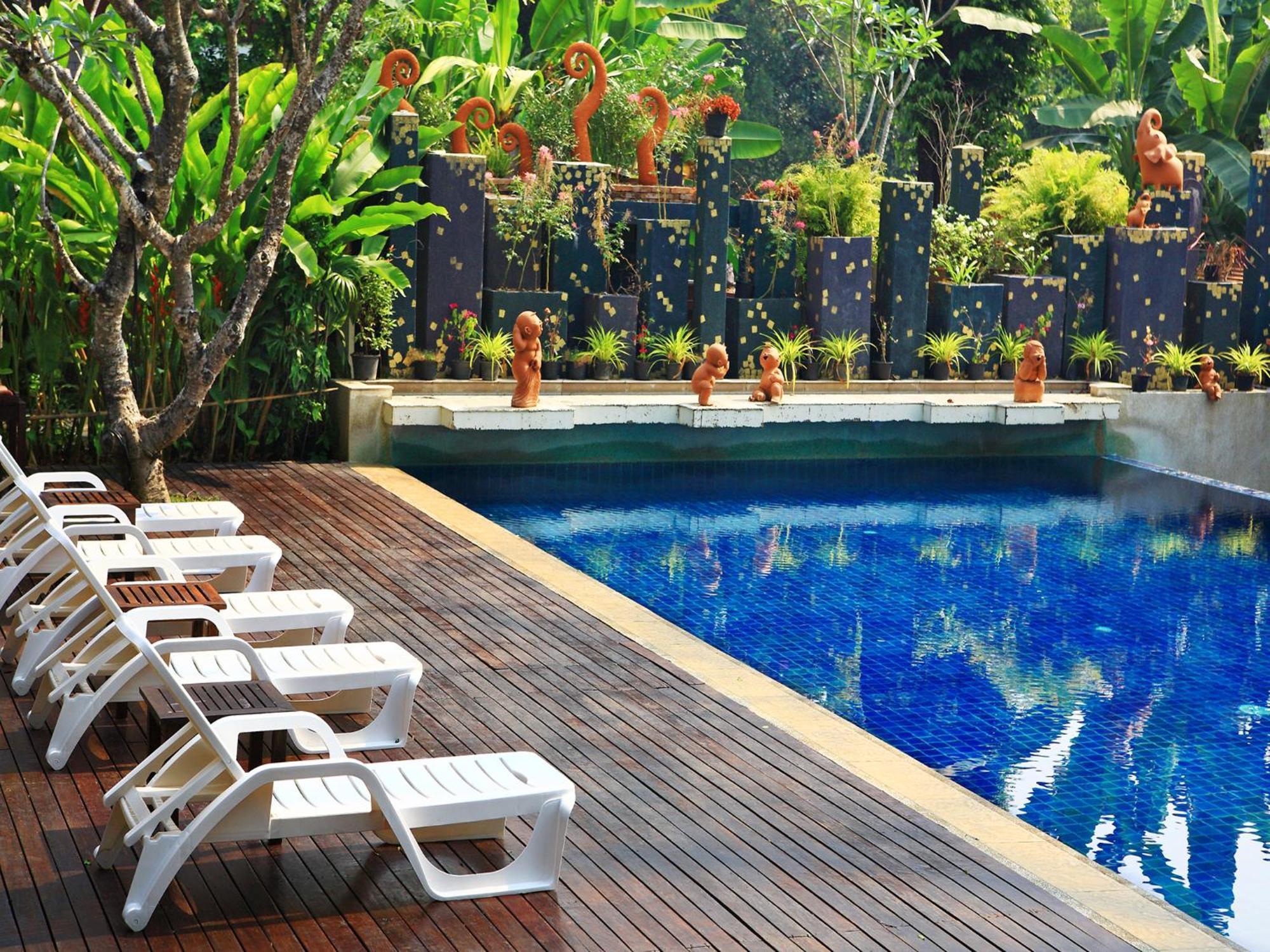 Lanna Dusita Riverside Boutique Resort Chiang Mai Exterior photo